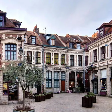 Apartment Heart Of - Cozy Flat 2 Bedrooms 75m2 ! *